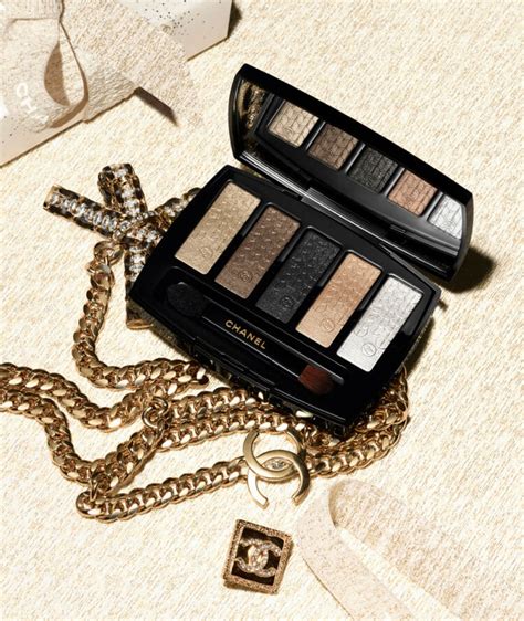 holiday 23 chanel makeup.